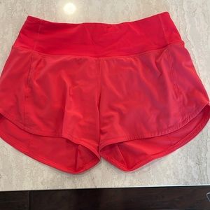 Lululemon Size 4 Tall Shorts,